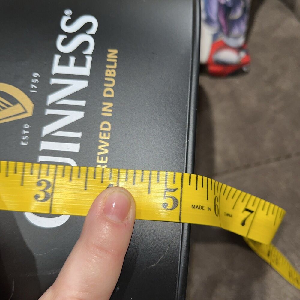Guinness Metal Beer Holder 6-pack With Opener - Picture 7 of 7